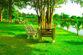 Canal Side Safari Resort